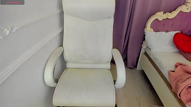 Lily Marlin online show from 22, 5, 2026