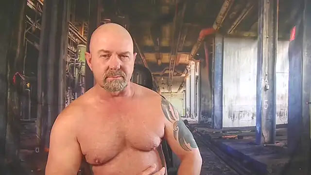 ManlyPrisonGuy online show from 7, 6, 2026
