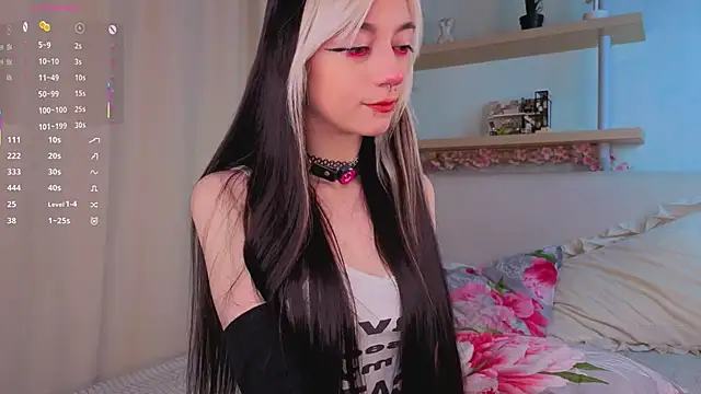 TristaRoht online show from 10, 11, 2025