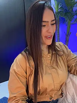 Mau White online show from 8, 2, 2026