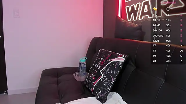 miiss anna online show from 17, 1, 2025