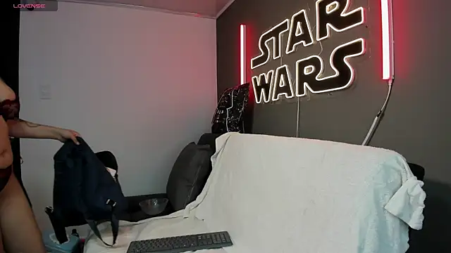 miiss anna online show from 7, 2, 2025