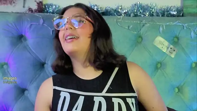 Paola Lyon  online show from 19, 12, 2025