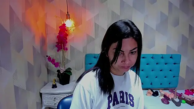 AdaFawxx online show from 25, 2, 2026