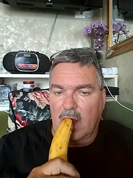 Snapshot of Tbone17 chatting on 11, 5, 2026 Tbone17 online show from 11, 5, 2026
