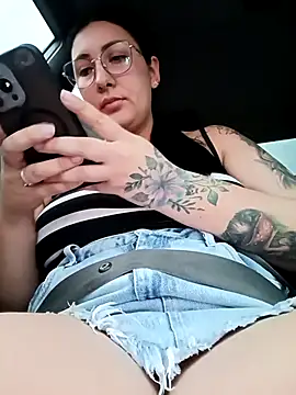 Snapshot of my-kitty chatting on 12, 11, 2025 my-kitty online show from 12, 11, 2025