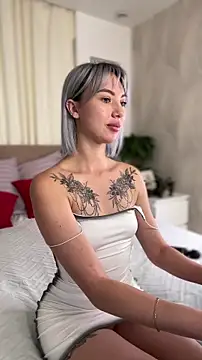 Snapshot of MiaMinx chatting on 14, 11, 2025 MiaMinx online show from 14, 11, 2025