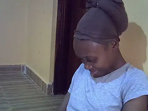 Tanaissa2 online show from 24, 11, 2025