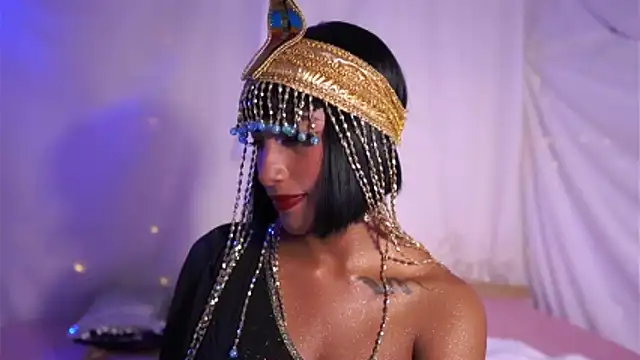 Snapshot of JulietaWinona chatting on 31, 10, 2025 JulietaWinona online show from 31, 10, 2025