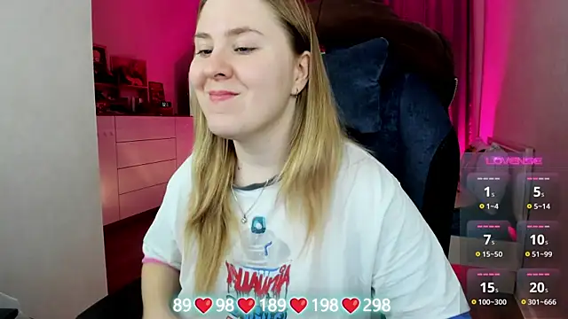 Olivia Munk online show from 23, 12, 2025