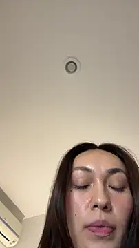 MichelleFerry  online show from 14, 12, 2025