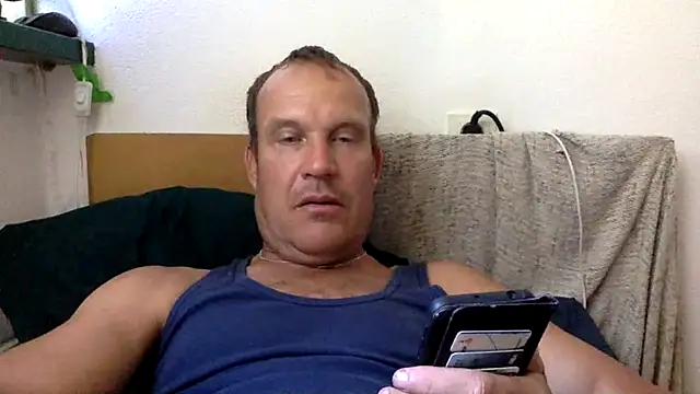 Snapshot of dlvis12 chatting on 5, 8, 2026 dlvis12 online show from 5, 8, 2026