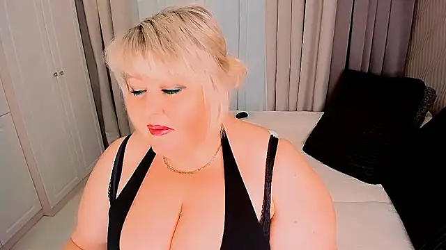 BIGTITSBBW online show from 29, 1, 2025