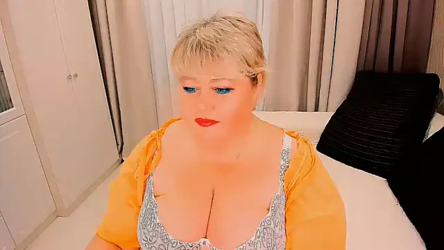 BIGTITSBBW online show from 25, 10, 2025