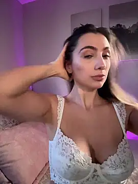 AnnaCastillo  online show from 7, 11, 2025