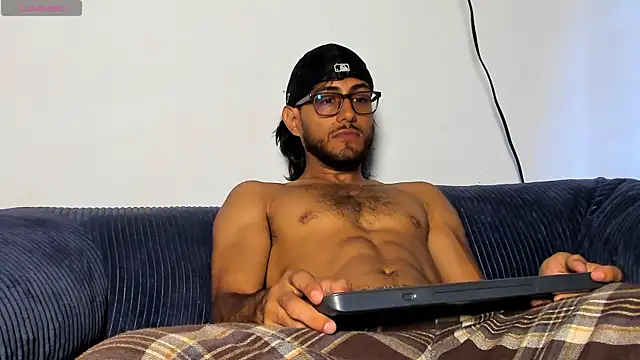 kuzzcoo online show from 18, 6, 2026