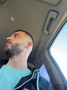 ElChapoGuzman95 online show from 11, 3, 2026