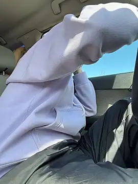 ElChapoGuzman95 online show from 12, 4, 2026