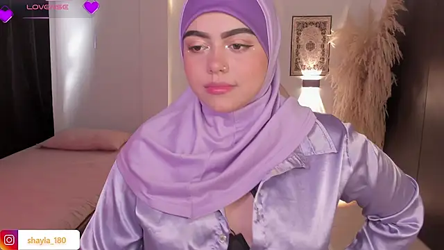 shayla 18 online show from 21, 11, 2025