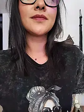 Snapshot of Fleurmeyer79 chatting on 2, 7, 2026 Fleurmeyer79 online show from 2, 7, 2026