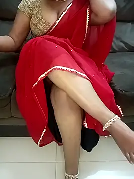 Snapshot of Mounika25 chatting on 8, 12, 2024 Mounika25 online show from 8, 12, 2024