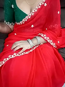 Snapshot of Mounika25 chatting on 24, 9, 2025 Mounika25 online show from 24, 9, 2025