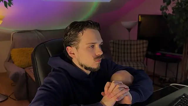 naked psy online show from 16, 2, 2026