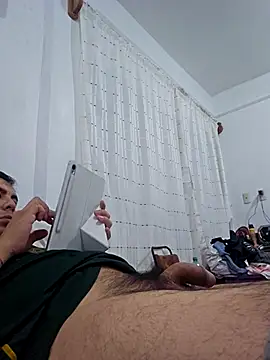 Snapshot of maximoveridio8801 chatting on 9, 1, 2026 maximoveridio8801 online show from 9, 1, 2026