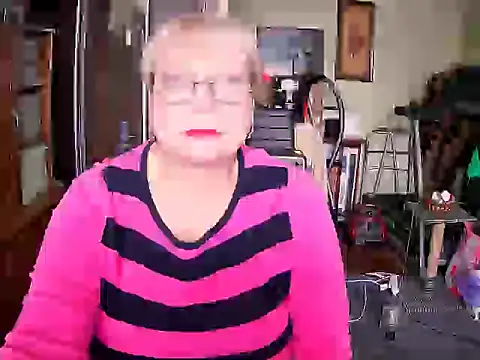 Snapshot of LOLA8888 chatting on 19, 10, 2025 LOLA8888 online show from 19, 10, 2025