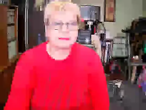 Snapshot of LOLA8888 chatting on 21, 10, 2025 LOLA8888 online show from 21, 10, 2025