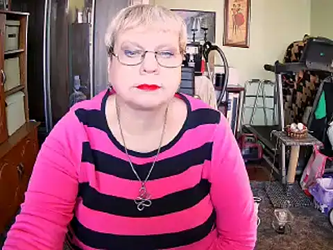 Snapshot of LOLA8888 chatting on 23, 10, 2025 LOLA8888 online show from 23, 10, 2025