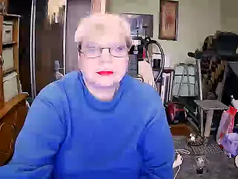 Snapshot of LOLA8888 chatting on 28, 10, 2025 LOLA8888 online show from 28, 10, 2025