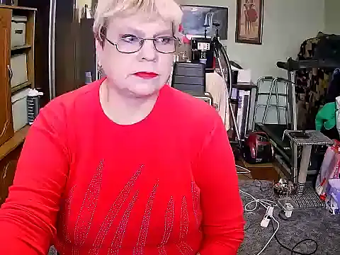 Snapshot of LOLA8888 chatting on 8, 11, 2025 LOLA8888 online show from 8, 11, 2025