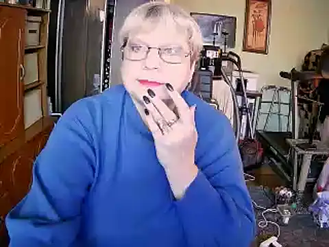 Snapshot of LOLA8888 chatting on 21, 11, 2025 LOLA8888 online show from 21, 11, 2025