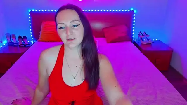 Snapshot of MagicEyess chatting on 8, 12, 2024 MagicEyess online show from 8, 12, 2024