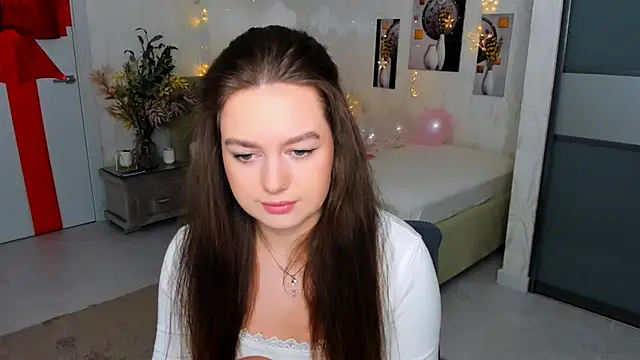 MiracleCurly online show from 13, 2, 2025