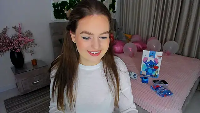 MiracleCurly online show from 24, 2, 2025