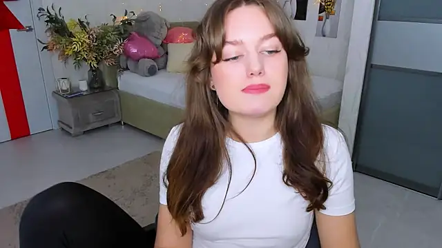 MiracleCurly online show from 16, 3, 2025