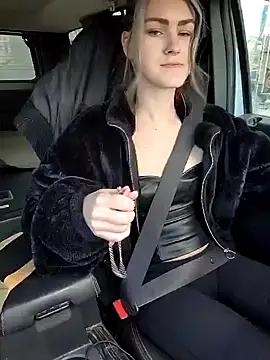 Snapshot of Lilmissvyx chatting on 5, 2, 2025 Lilmissvyx online show from 5, 2, 2025