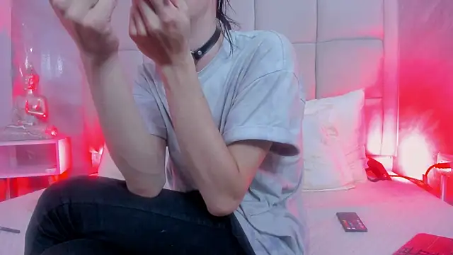 Hecatee 77 online show from 30, 11, 2025