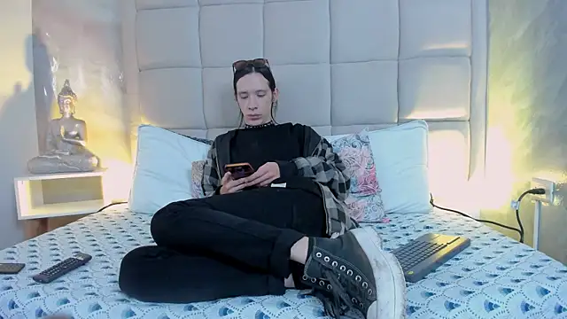 Hecatee 77 online show from 8, 1, 2026