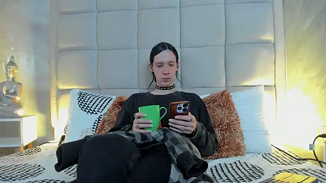 Snapshot of Hecatee_77 chatting on 10, 2, 2026 Hecatee 77 online show from 10, 2, 2026