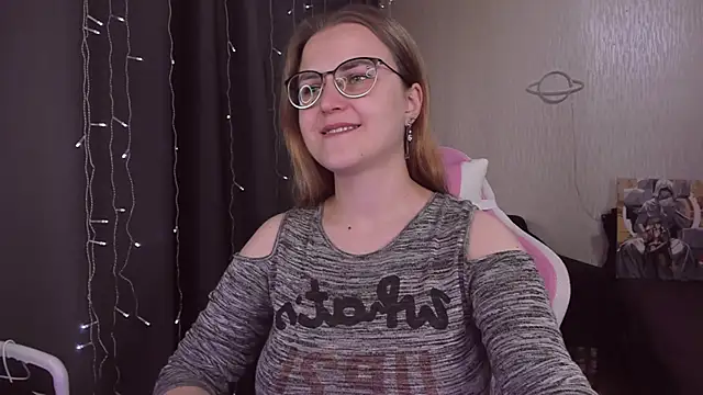 MissBrightShine online show from 19, 9, 2025