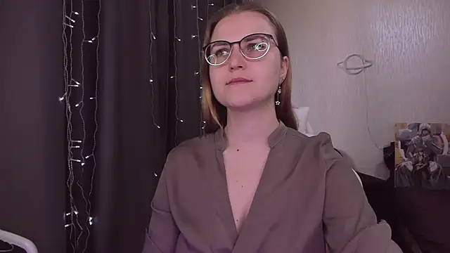 MissBrightShine online show from 28, 9, 2025