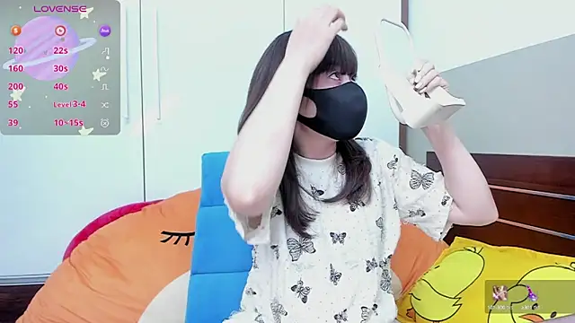 alonelove   online show from 1, 10, 2025