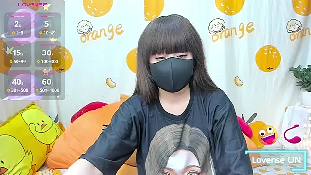 Snapshot of alonelove__ chatting on 18, 4, 2026 alonelove online show from 18, 4, 2026