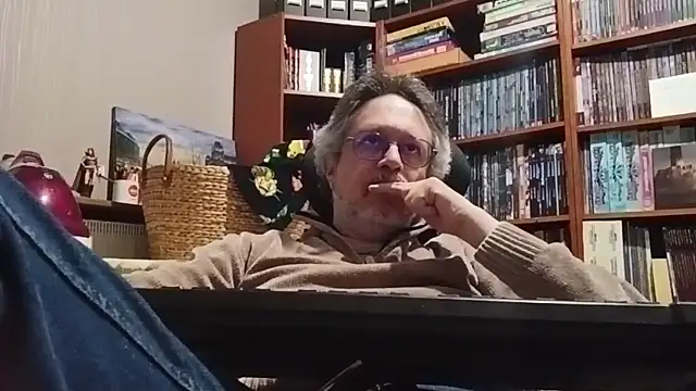 Mandra is a whore online show from 25, 10, 2025