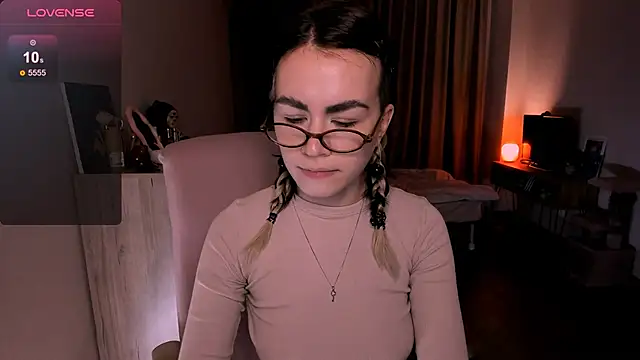 Snapshot of _selectrra chatting on 17, 3, 2025 selectrra online show from 17, 3, 2025