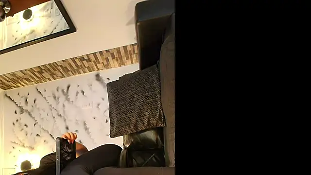 Sophie LittleS online show from 12, 11, 2025