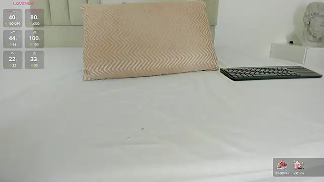 Snapshot of sarita_duque chatting on 9, 10, 2025 sarita duque online show from 9, 10, 2025